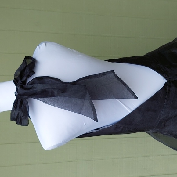 Lulu's Black Tiered Organza Halter Maxi Dress Sz L - Picture 9 of 17